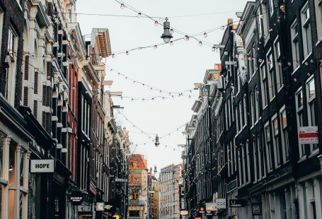 street of amsterdam city